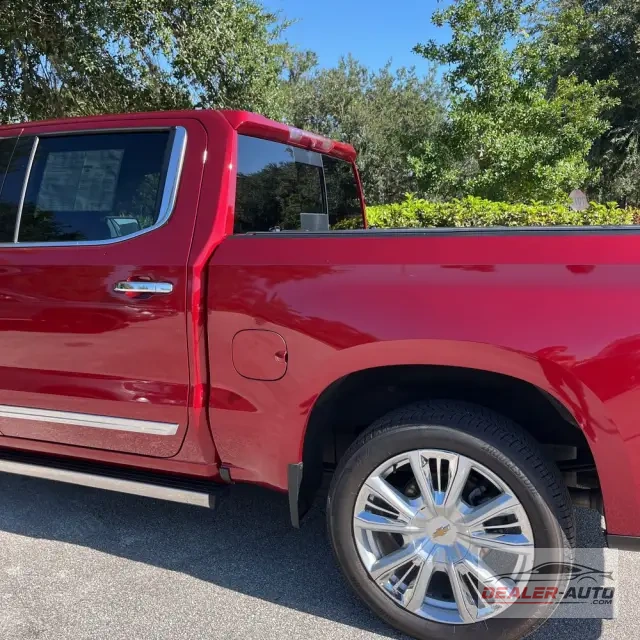 2023 Chevrolet Silverado 1500 High Country