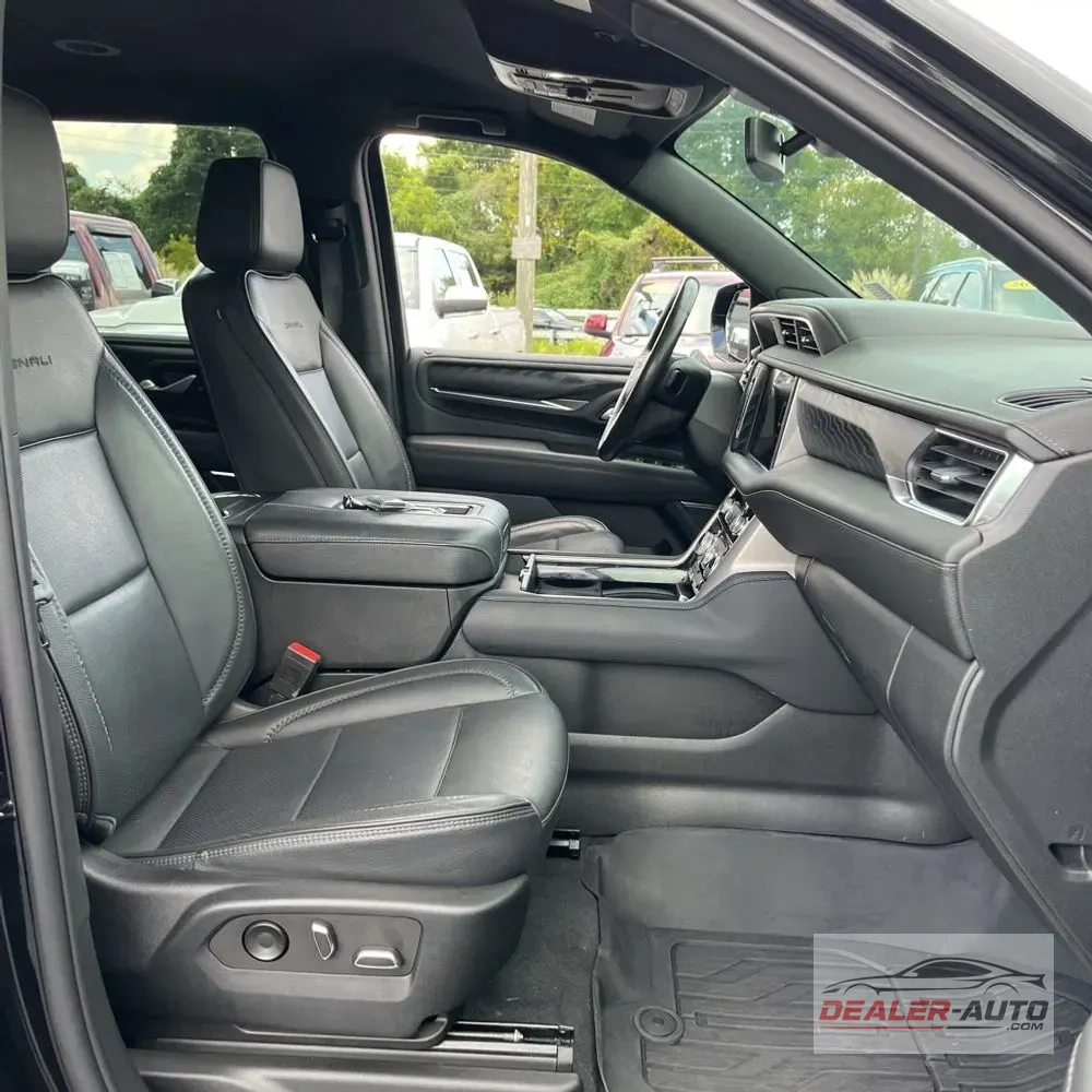 2022 GMC Yukon XL Denali