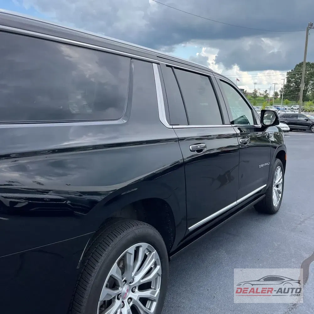 2022 GMC Yukon XL Denali