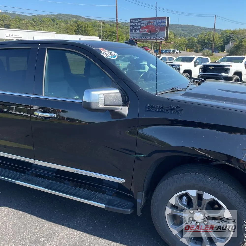 2023 Chevrolet Silverado 1500 High Country