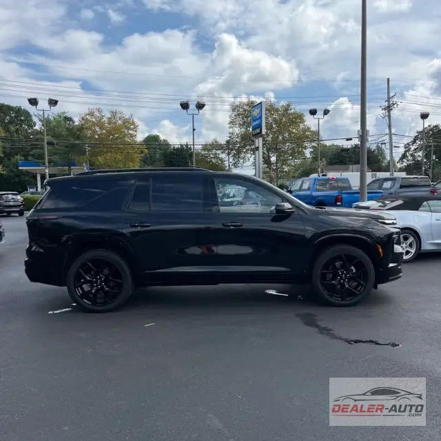 2024 Chevrolet Traverse RS