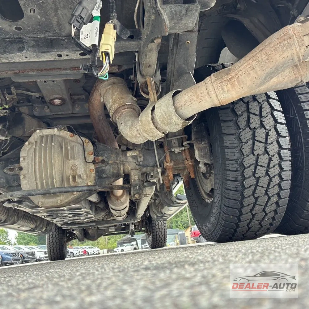 2021 Ford F-350 Super Duty Lariat