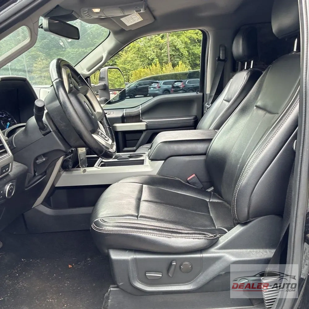2021 Ford F-350 Super Duty Lariat