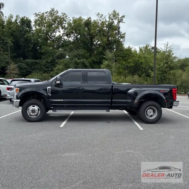 2021 Ford F-350 Super Duty Lariat