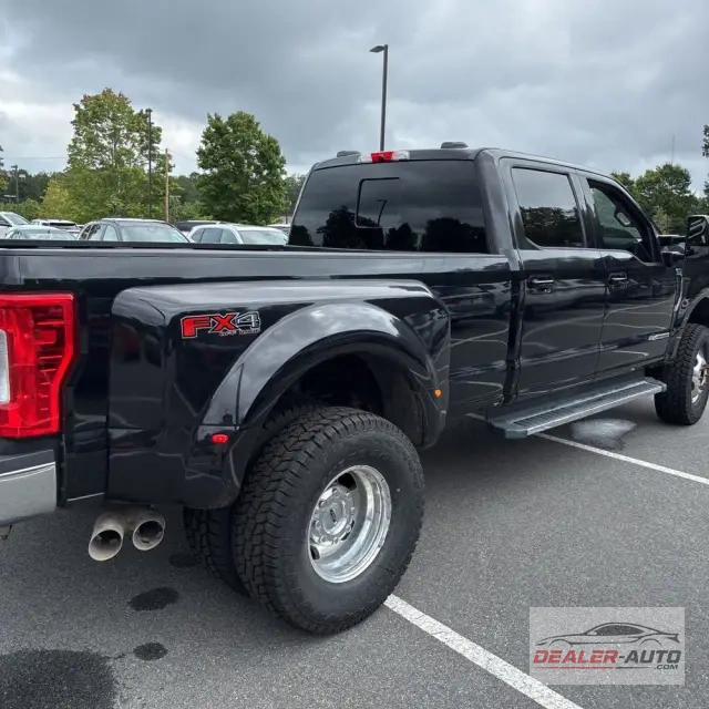 2021 Ford F-350 Super Duty Lariat