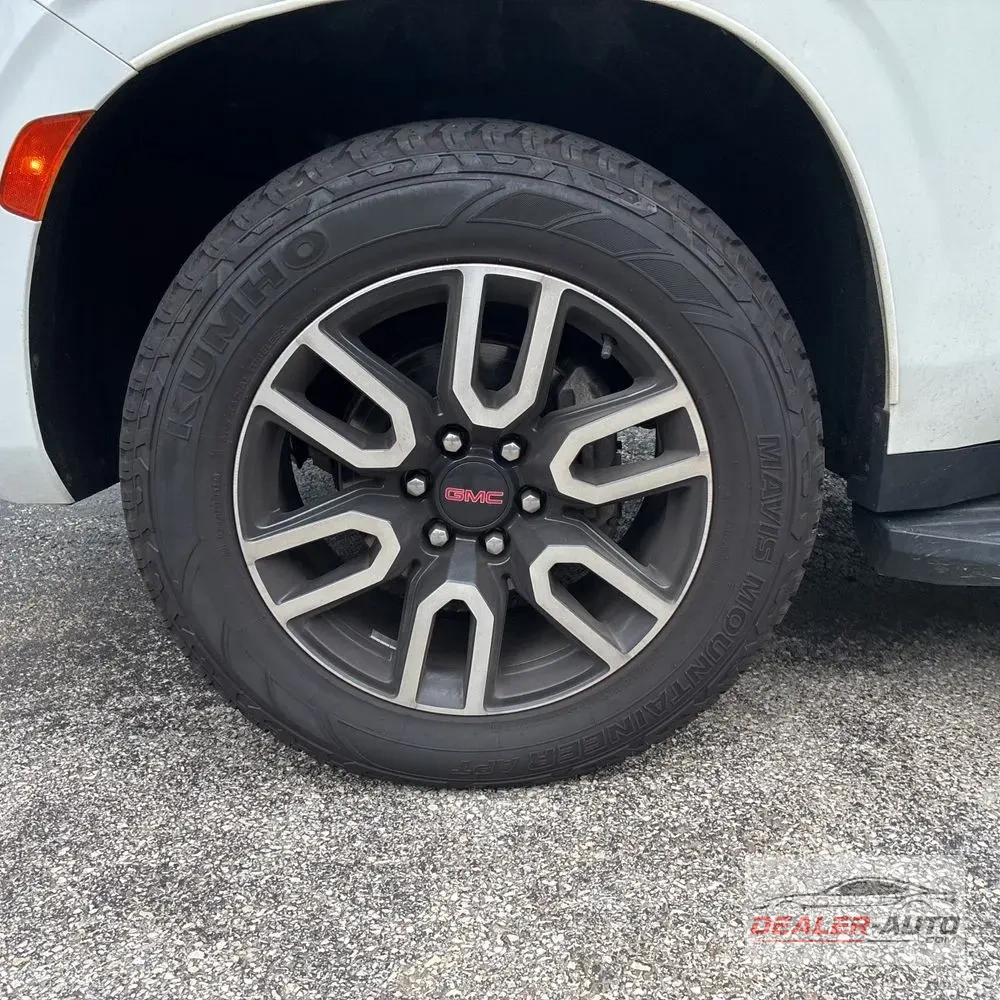 2021 GMC Yukon AT4