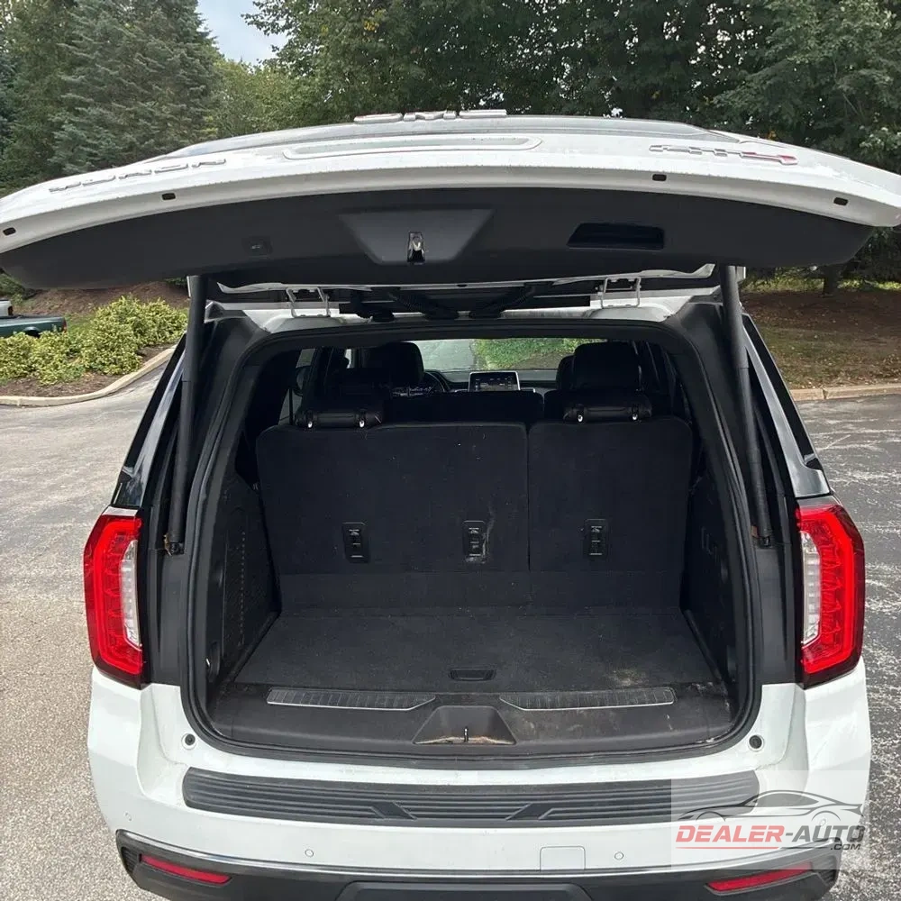2021 GMC Yukon AT4