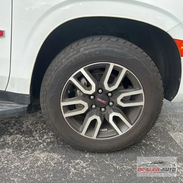 2021 GMC Yukon AT4