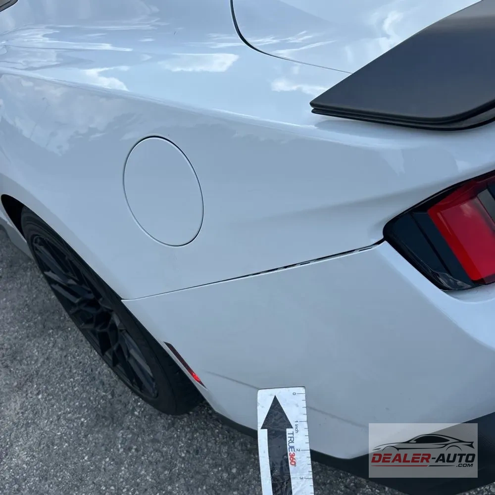 2024 Ford Mustang Dark Horse