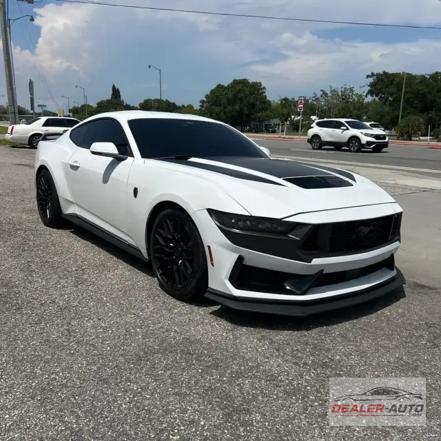 2024 Ford Mustang Dark Horse