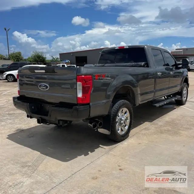 2018 Ford F-350 Super Duty Lariat