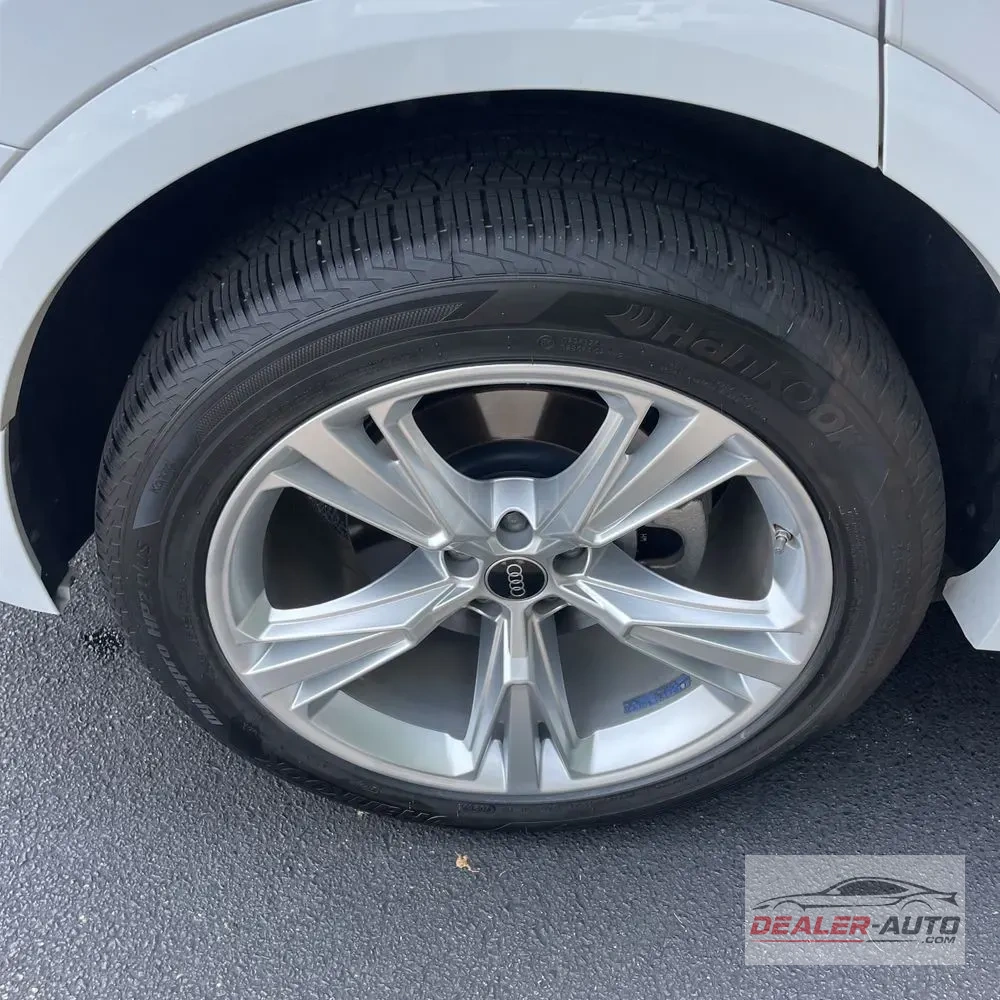 2023 Audi Q8 Premium Plus 55 TFSI