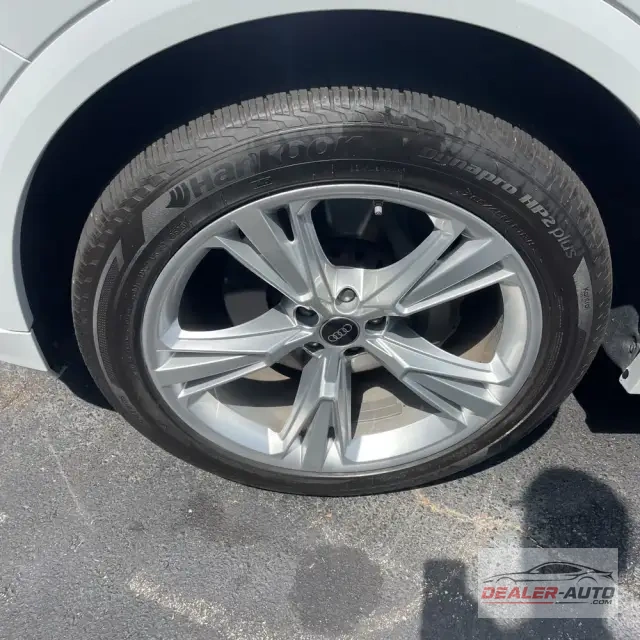 2023 Audi Q8 Premium Plus 55 TFSI