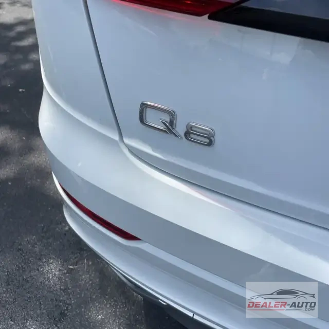 2023 Audi Q8 Premium Plus 55 TFSI