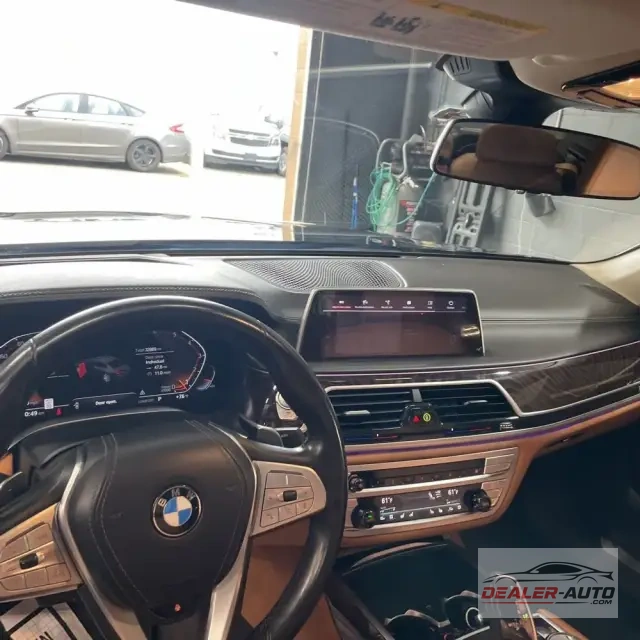 2022 BMW 7-Series 750xi