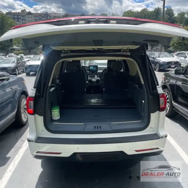 2021 Lincoln Navigator L Black Label