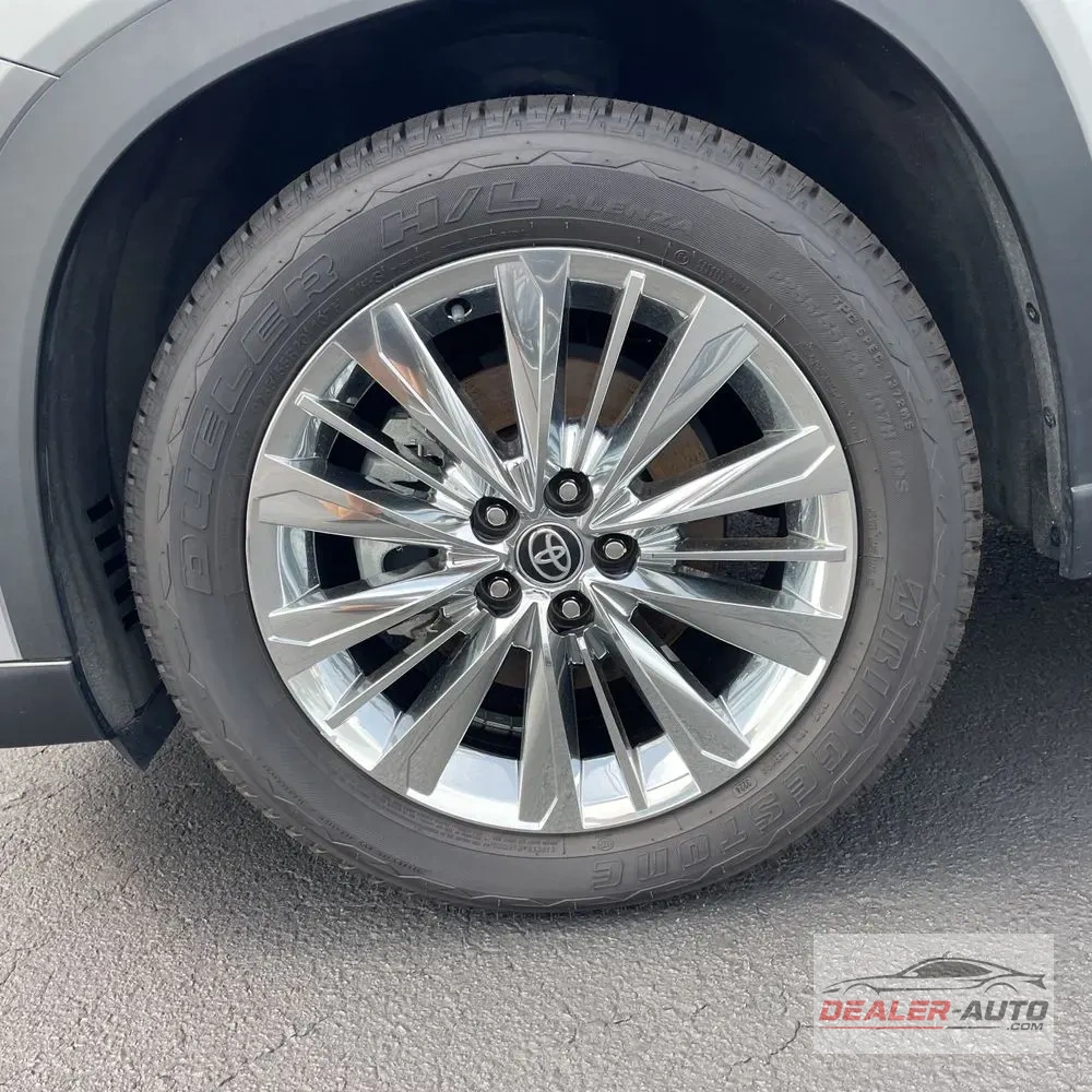 2024 Toyota Grand Highlander Platinum