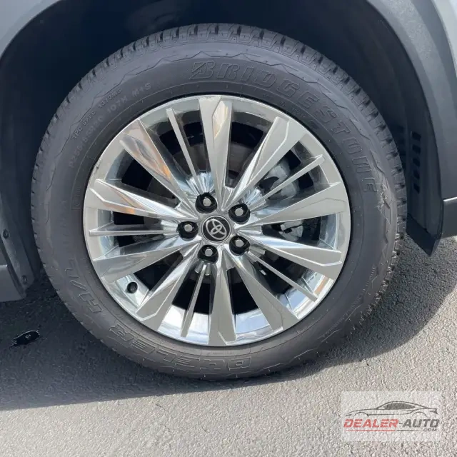 2024 Toyota Grand Highlander Platinum
