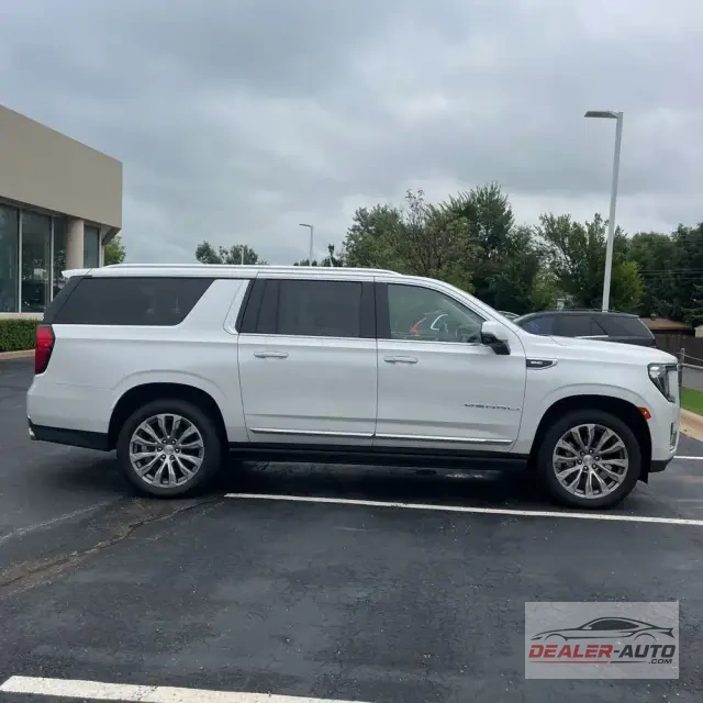 2021 GMC Yukon XL Denali