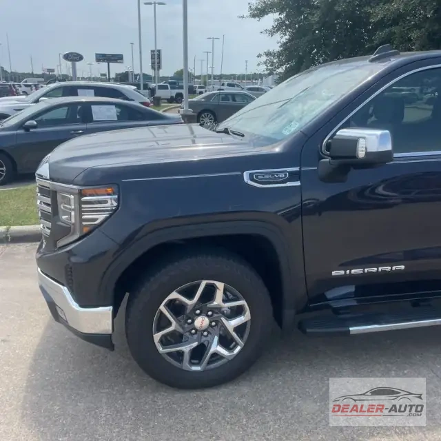2022 GMC Sierra 1500 SLT