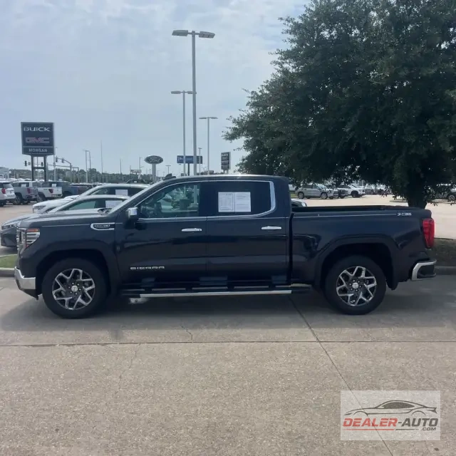 2022 GMC Sierra 1500 SLT