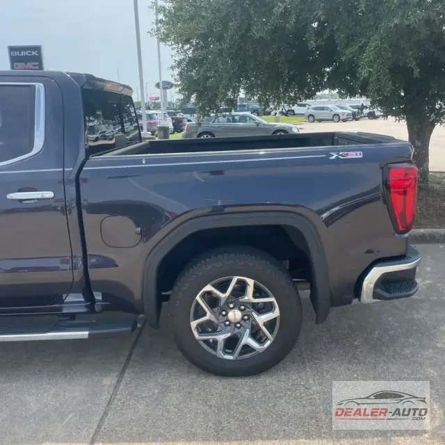 2022 GMC Sierra 1500 SLT