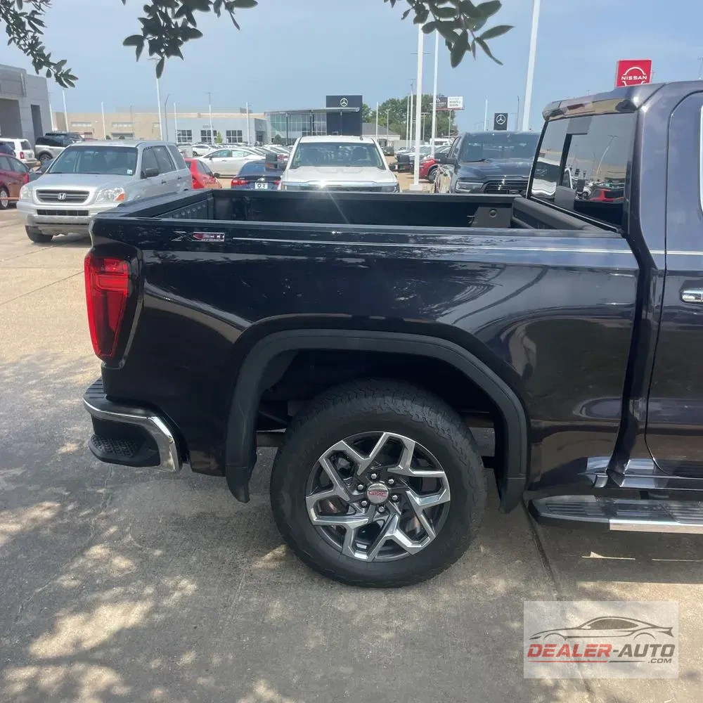 2022 GMC Sierra 1500 SLT