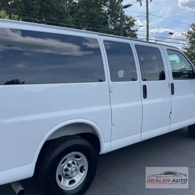 2025 Chevrolet Express LS 3500