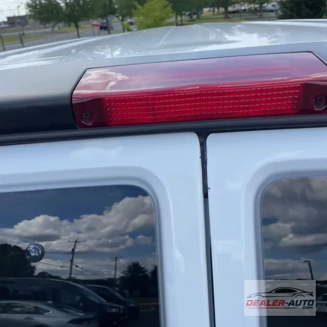 2025 Chevrolet Express LS 3500