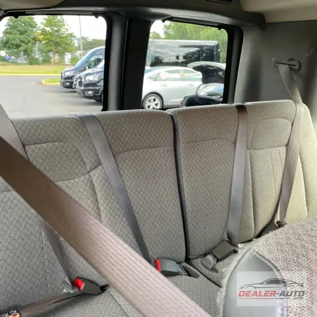 2025 Chevrolet Express LS 3500